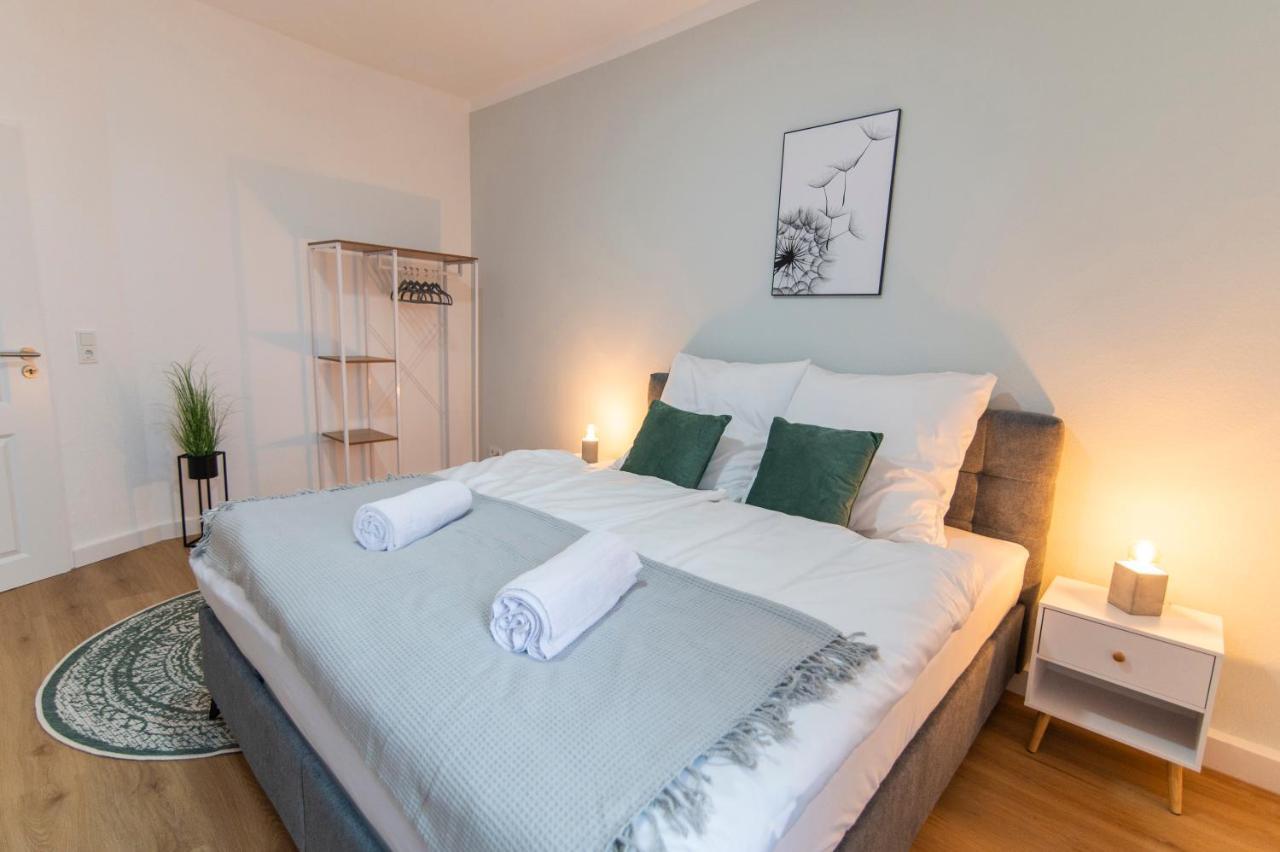 Peter Apartments - Wohnung 90Qm, 3 Schlafzimmer, Kueche, Wohnzimmer, Balkon, Netflix Fulda Exterior photo
