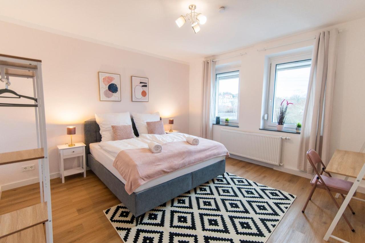 Peter Apartments - Wohnung 90Qm, 3 Schlafzimmer, Kueche, Wohnzimmer, Balkon, Netflix Fulda Exterior photo